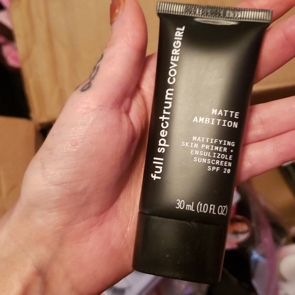 Make up bundle - Picture 7 of 16